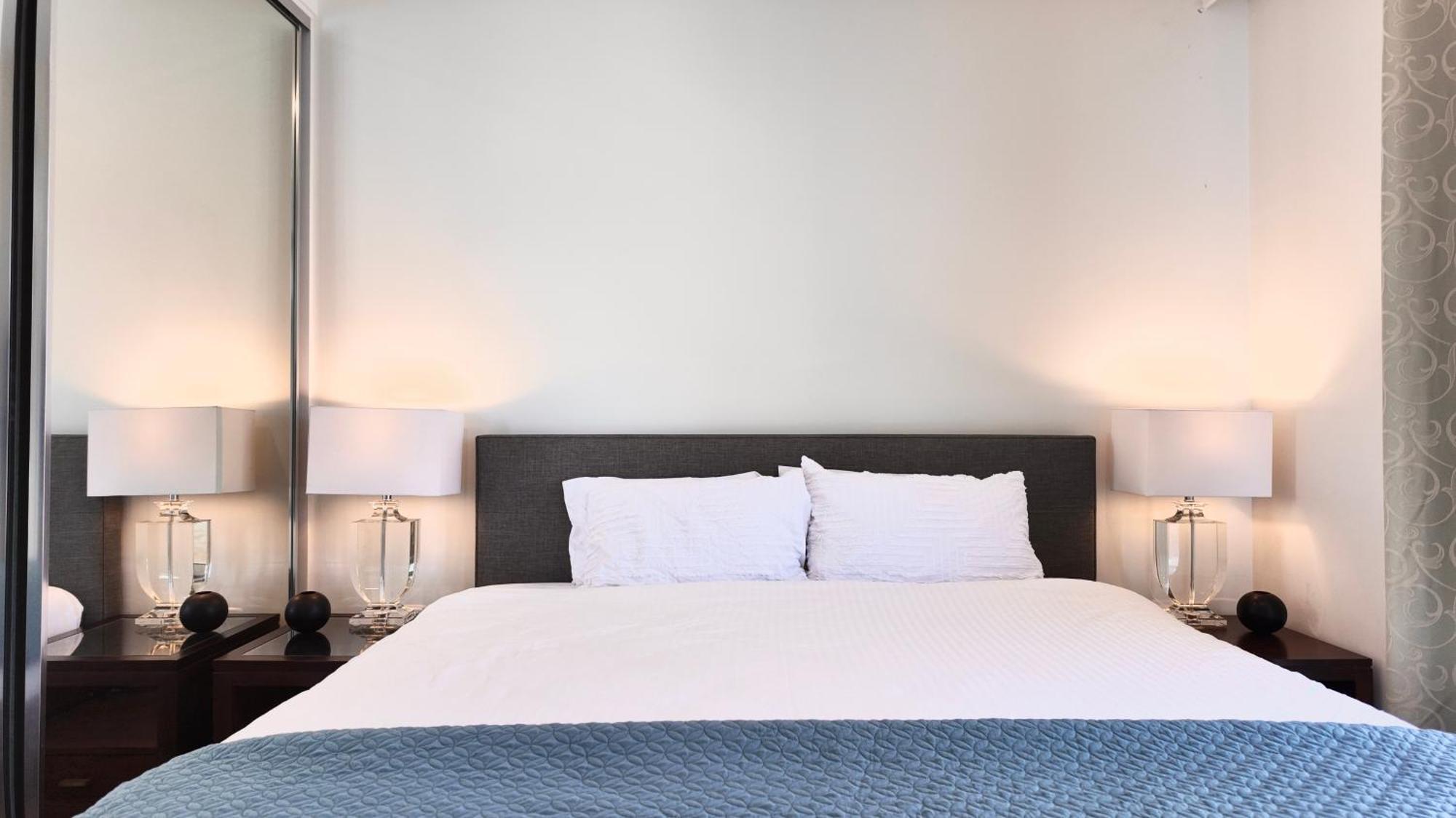 M-city Apartment: Executive Twin With Smart Amenities Apartment