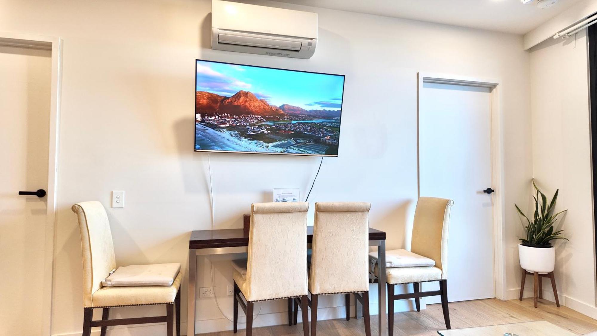 M-city Apartment: Executive Twin With Smart Amenities *